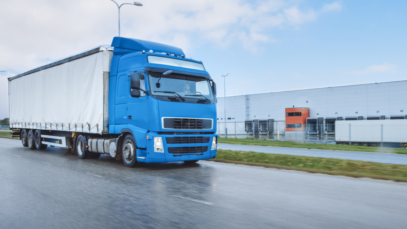 How Much Does a Semi-Truck Weigh?